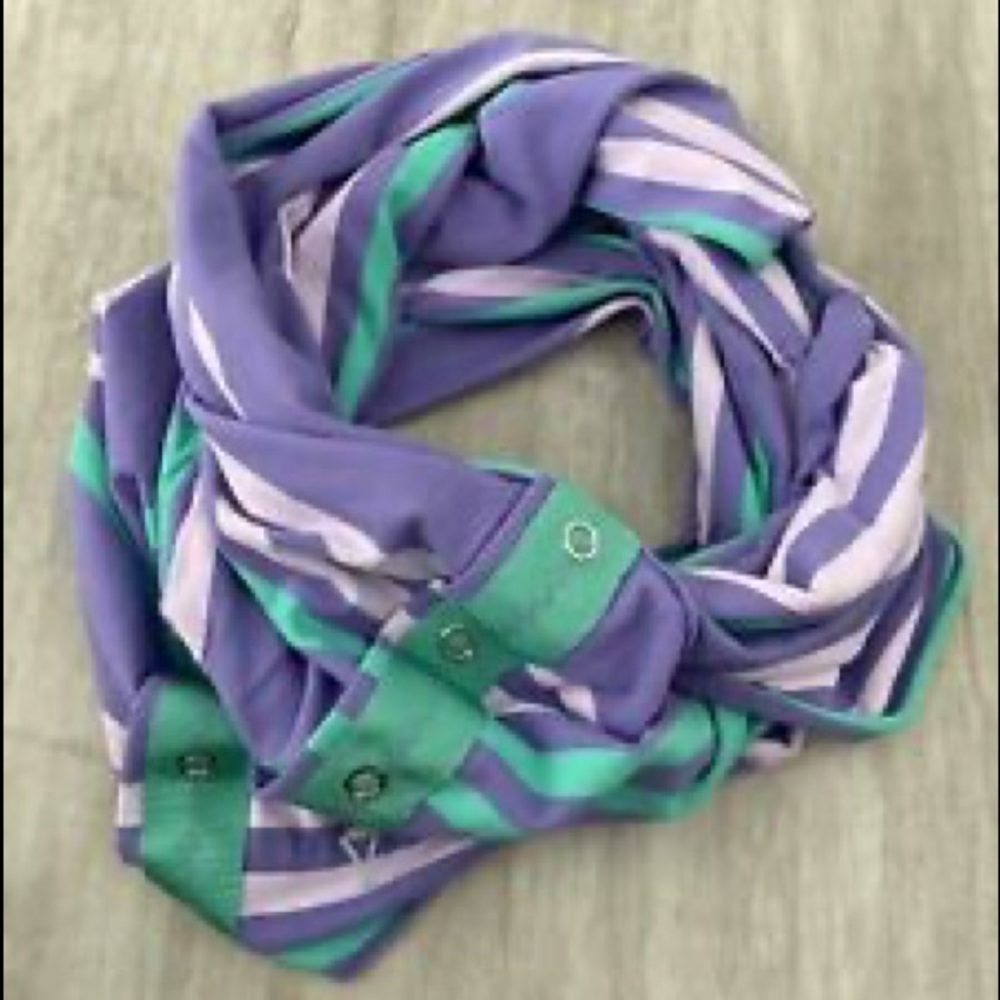 Ivivva (Lululemon) circle infinity scarf